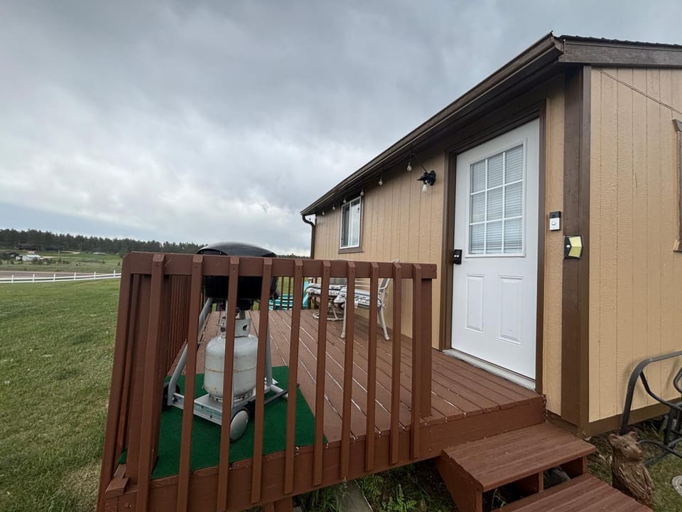 Eagle’s Landing Lodge Nature lodge in West Custer Township