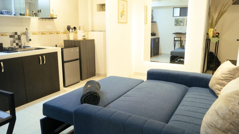 Kitchen or kitchenette, Living room