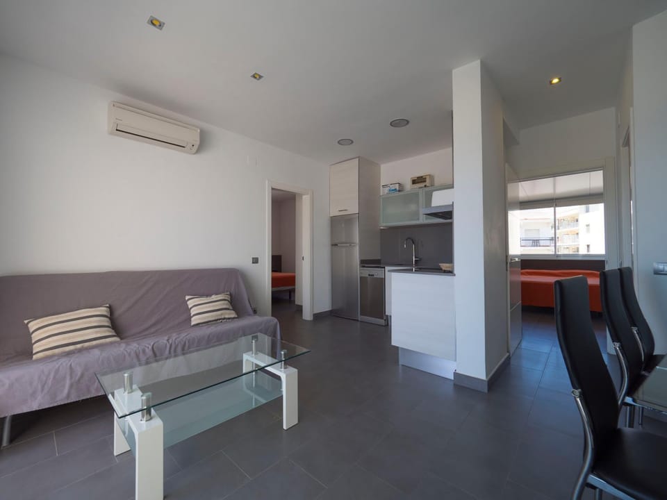Communal lounge/ TV room, Kitchen or kitchenette, Living room, Lounge or bar, Seating area, Dining area, On site