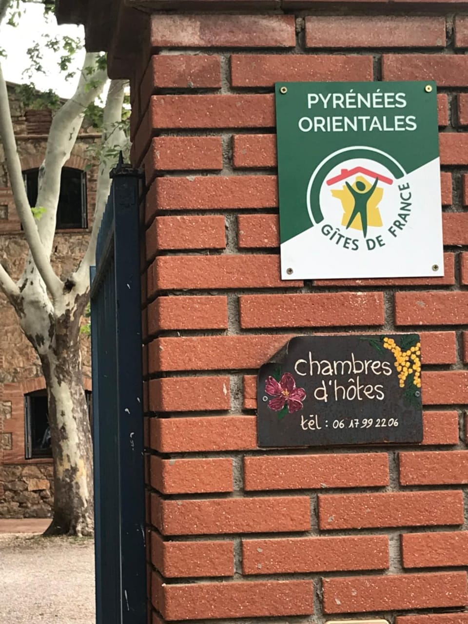 Logo/Certificate/Sign