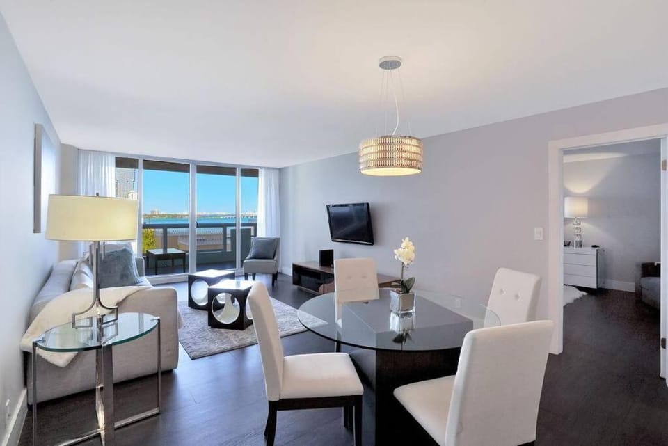 TV and multimedia, Balcony/Terrace, Living room, Dining area, Sea view