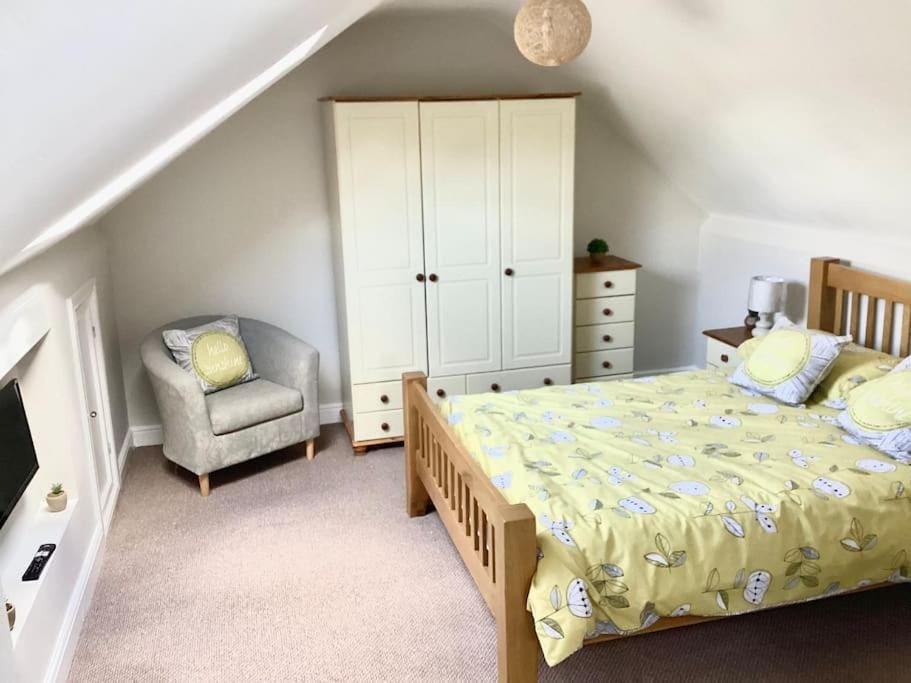 Mendip Edge Retreat House in Mendip District