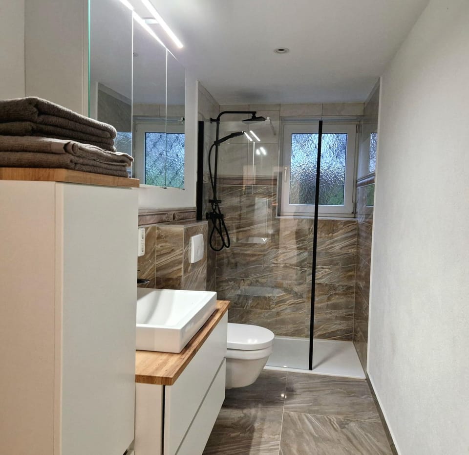Shower, Toilet, Bathroom