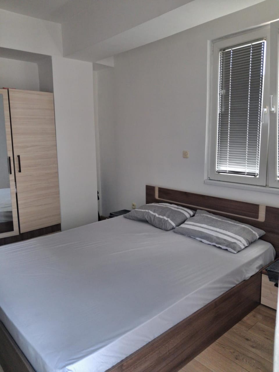 Bedroom, wardrobe