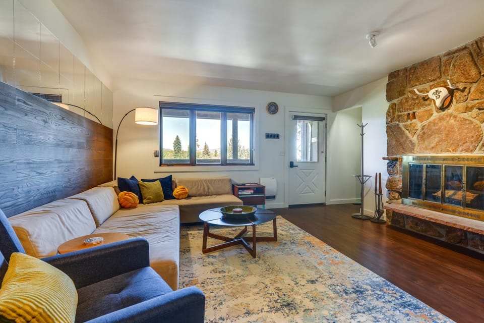 Winter Park Condo w/ Private Balcony: Near Skiing! House in Fraser