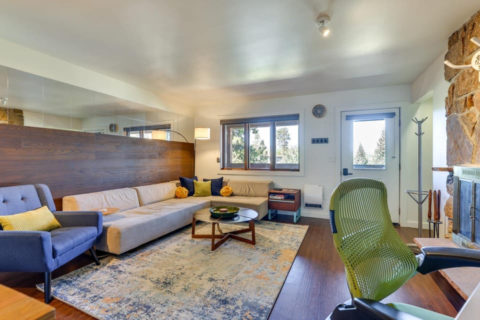 Winter Park Condo w/ Private Balcony: Near Skiing! House in Fraser