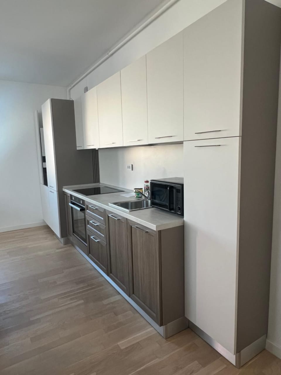 C-entral Apartments Bucharest with Private Parking Apartment in Bucharest