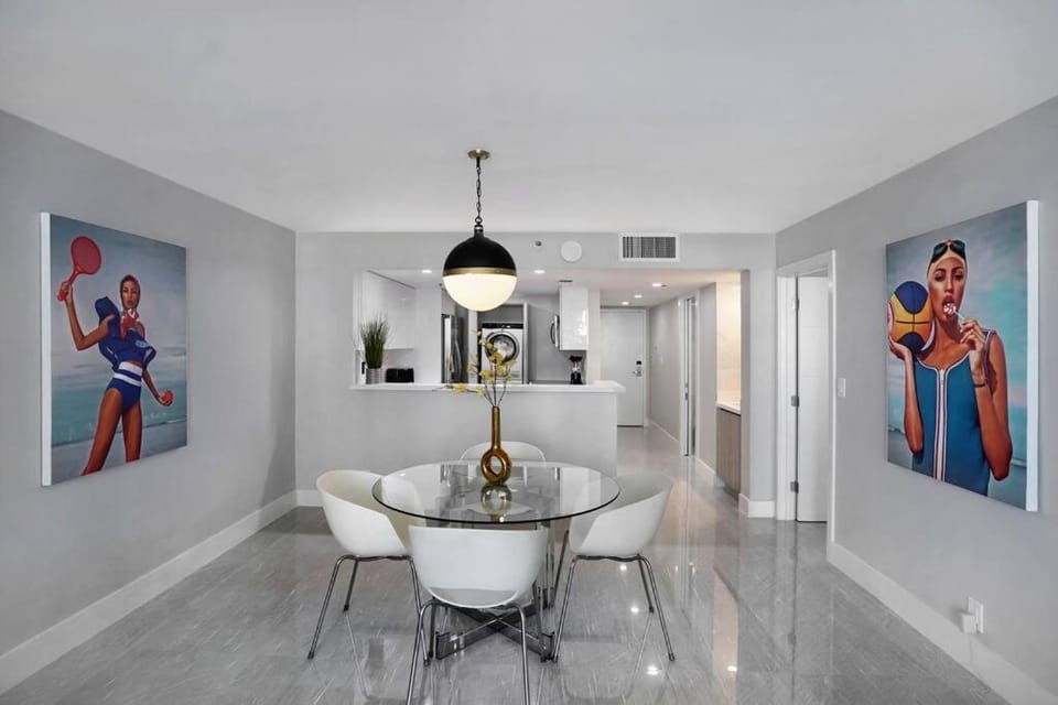 Decorative detail, Dining area, kitchen