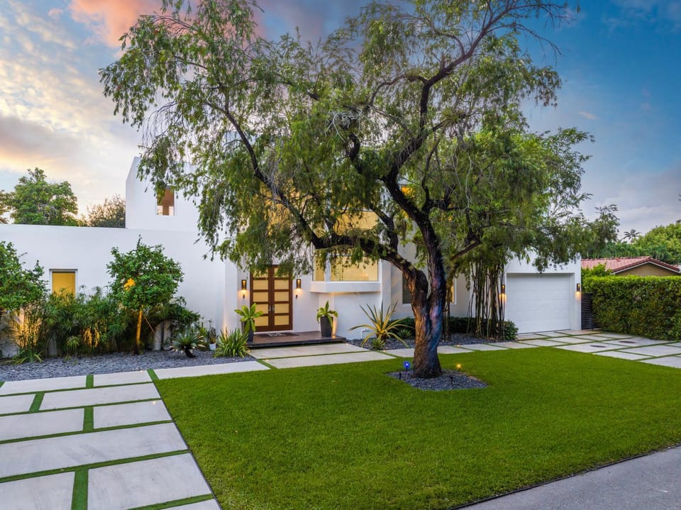 Property building, Natural landscape, Garden
