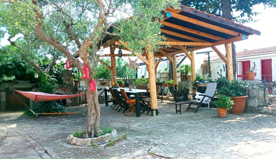 Patio, Patio, Day, Garden, Garden, Garden view, Garden view, Meals, Meals, Breakfast