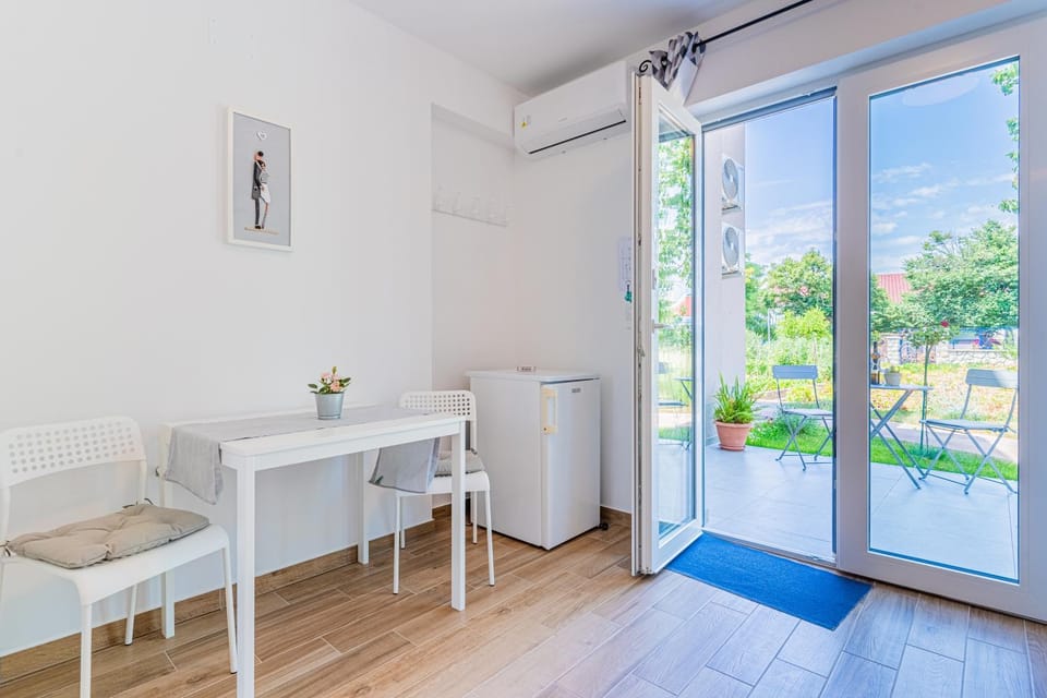 New 4 star Room M&A in town Cres Bed and Breakfast in Cres
