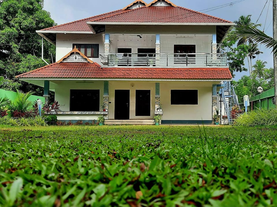 Property building, Garden, Garden view