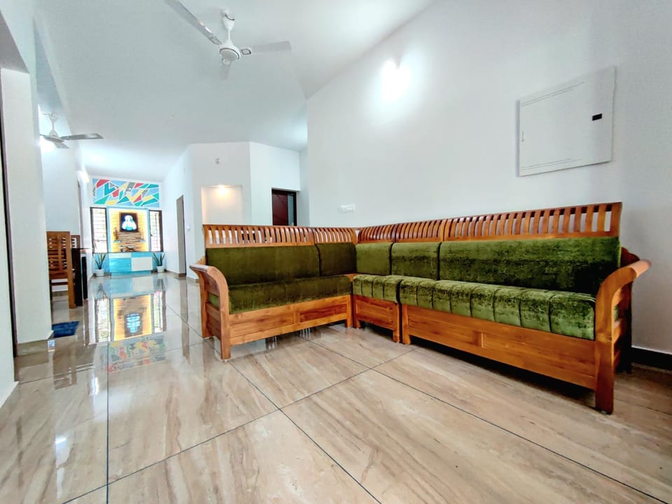 Property building, Living room, Photo of the whole room