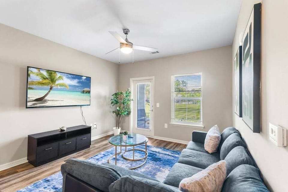 Luxe 1BR/1BA: Dive, Rest, Explore. Book Now! Apartment in Melbourne