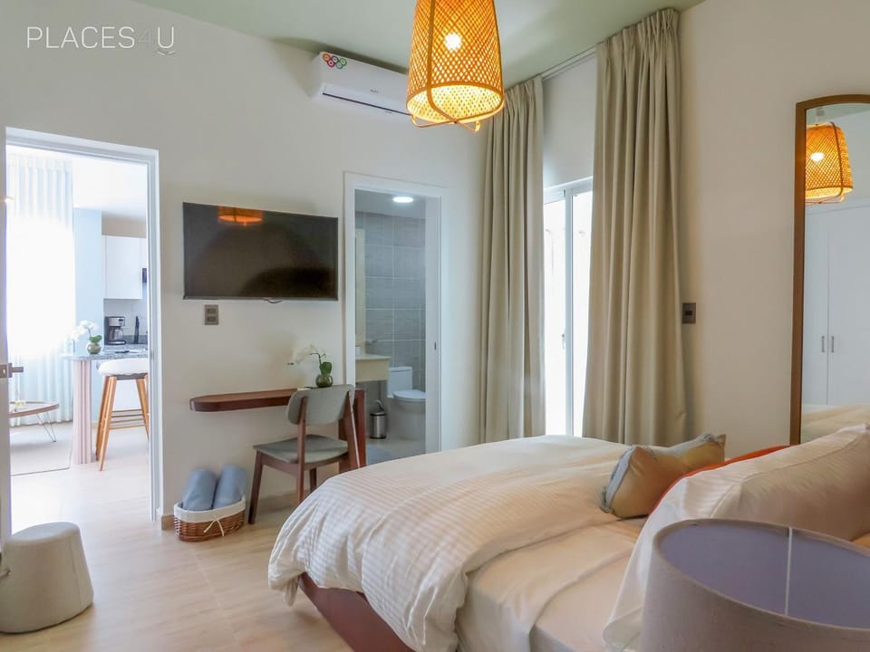 TV and multimedia, Photo of the whole room, Decorative detail