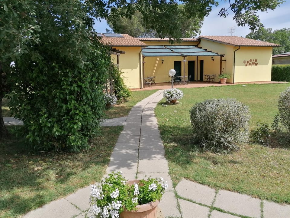 Property building, Garden