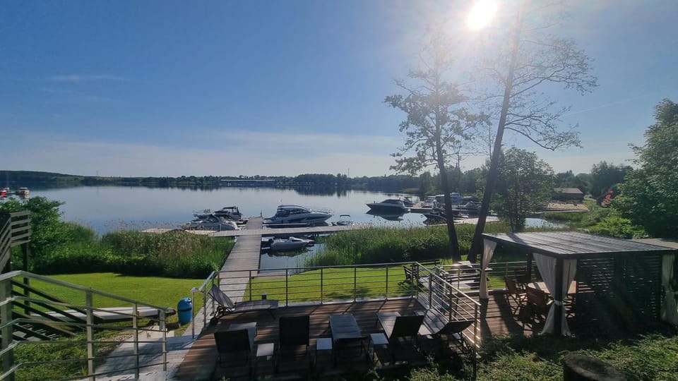 Balcony/Terrace, Beach, Lake view, sunbed