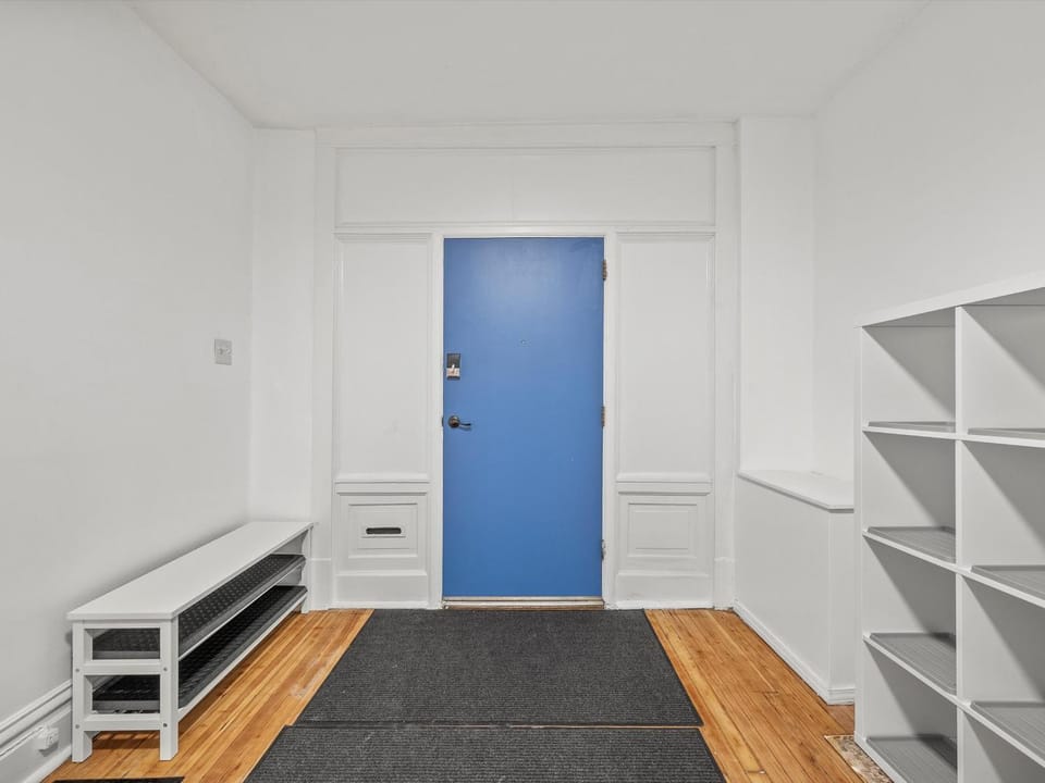 Oakland/University @A Spacious & Modern Private Bedroom with Shared Bathroom Vacation rental in Pittsburgh