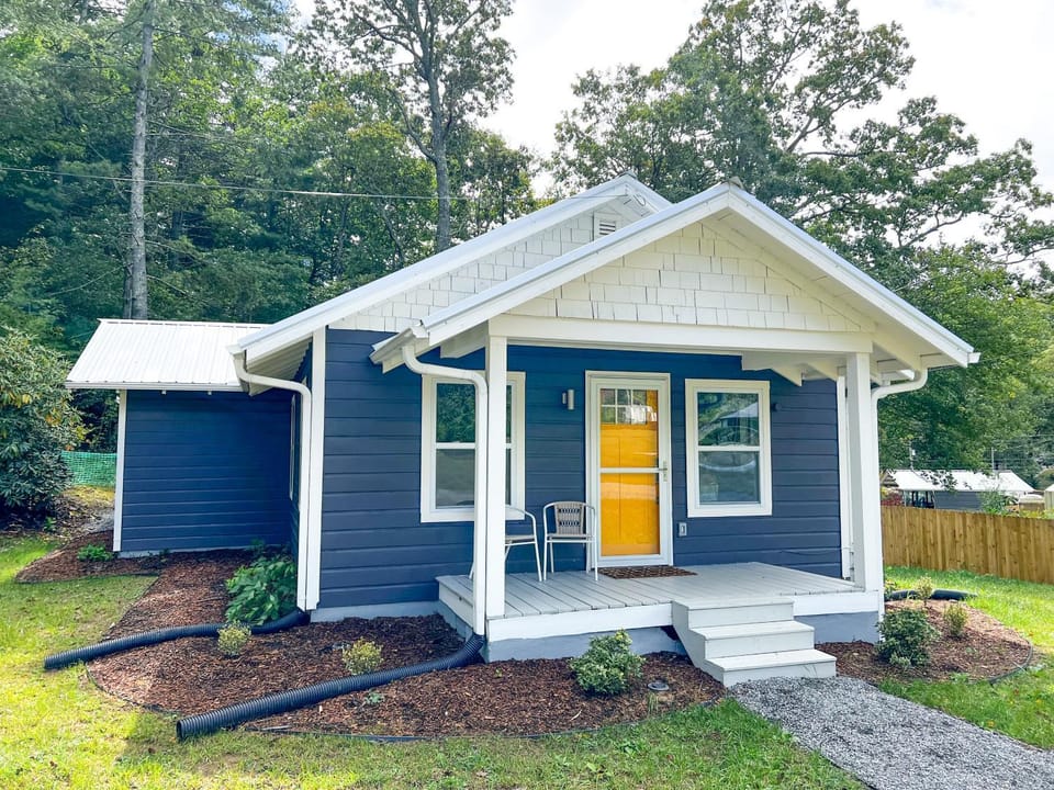Property building, Street view