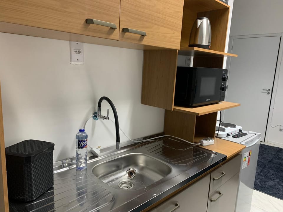 Kitchen or kitchenette, minibar, pet friendly, stove