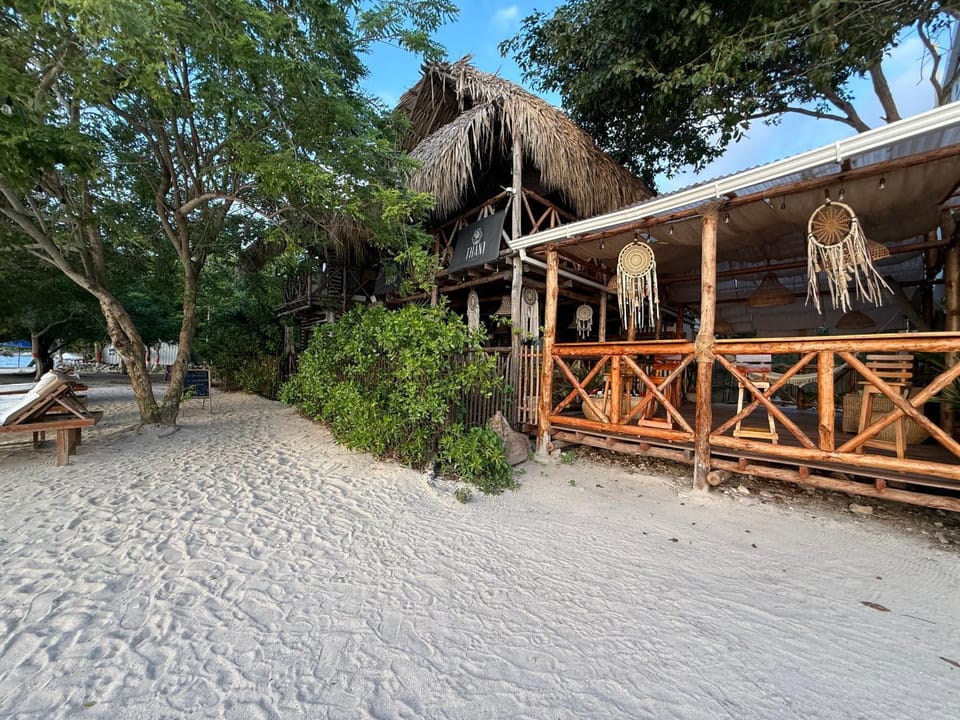 Property building, Restaurant/places to eat, Beach, Beach, Sea view, Breakfast