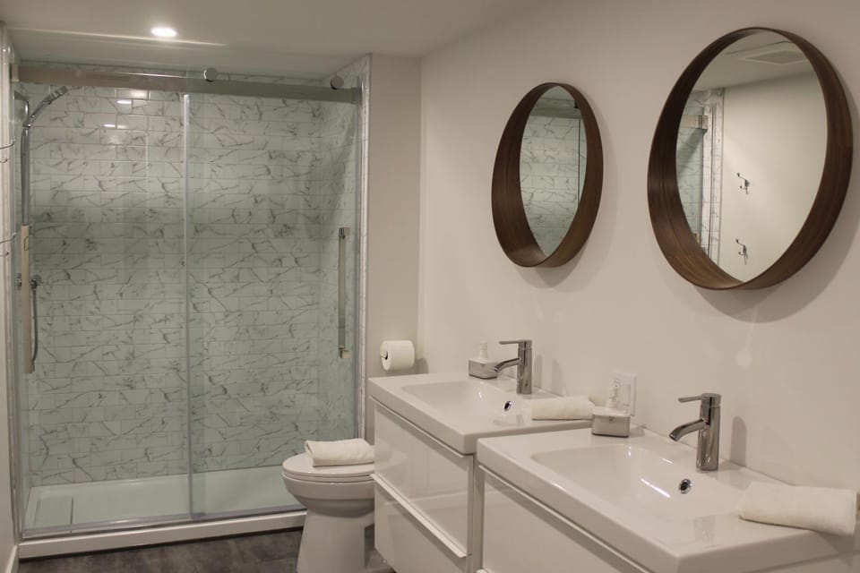 Toilet, Bathroom