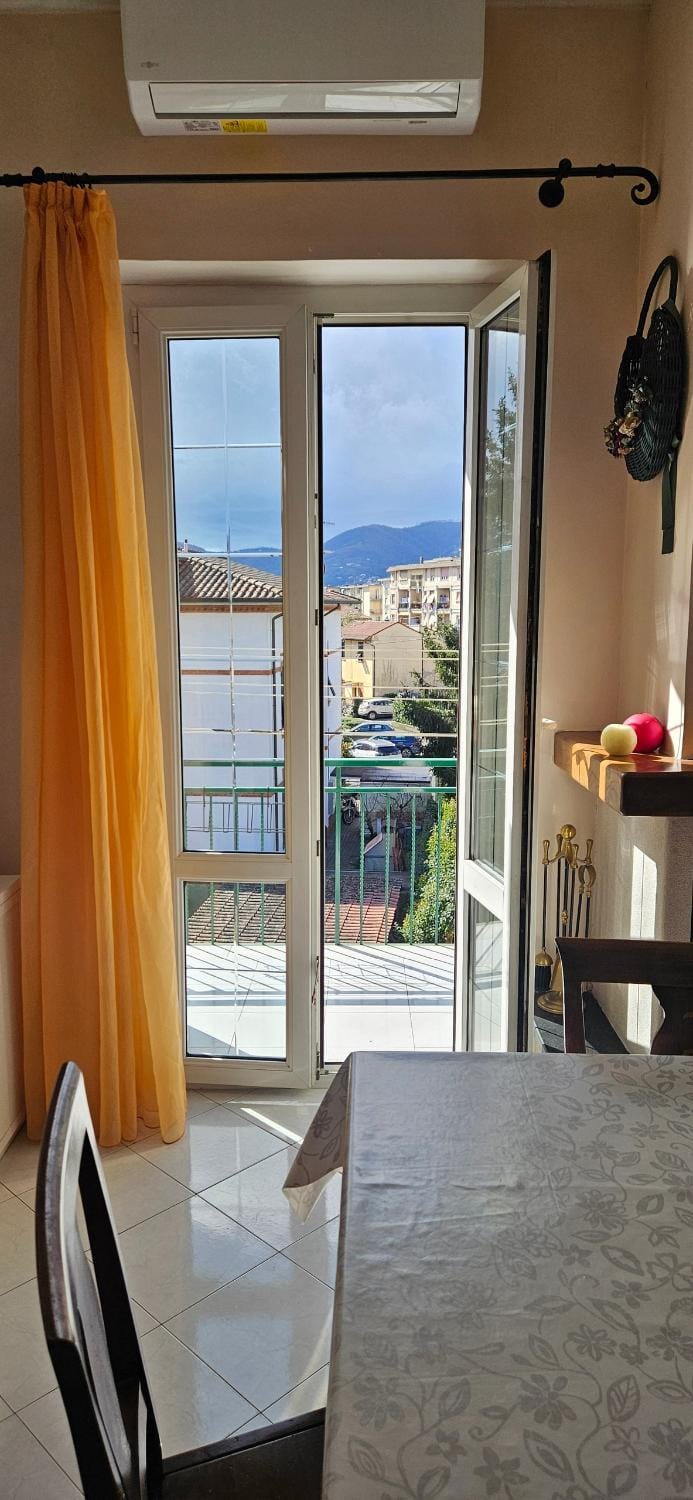 View (from property/room), Balcony/Terrace, Dining area