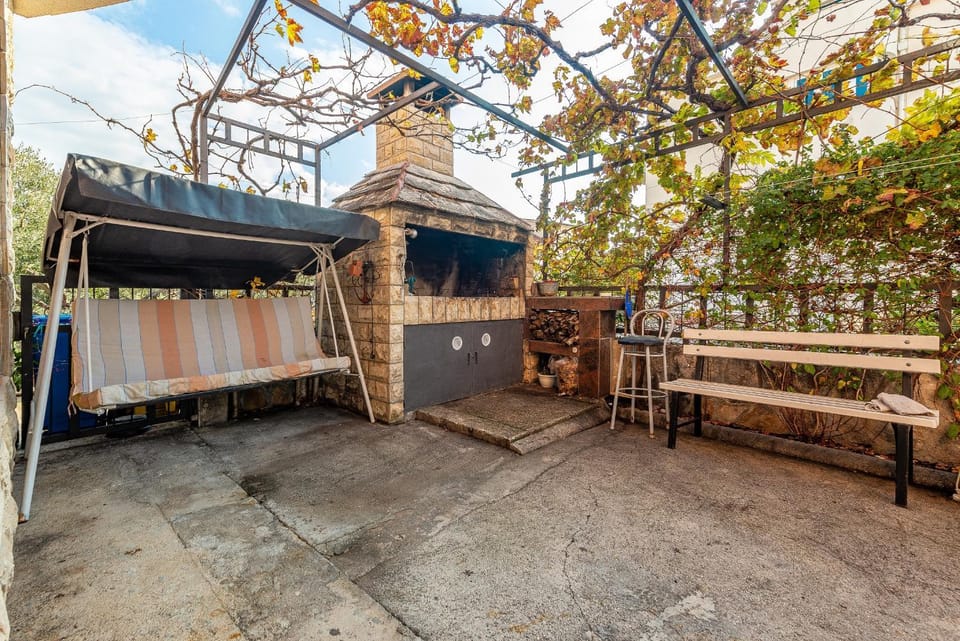 BBQ facilities, Garden