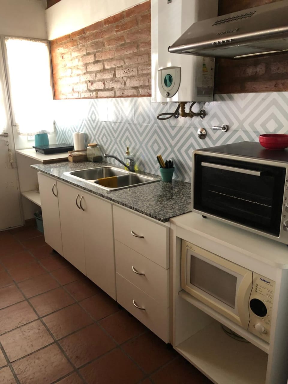 Kitchen or kitchenette