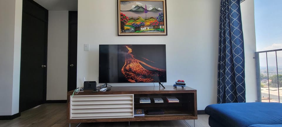 Living room, Seating area, Evening entertainment