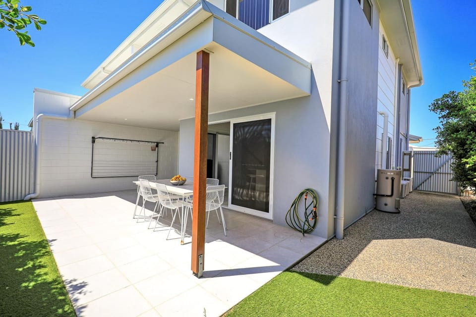 Inner courtyard view