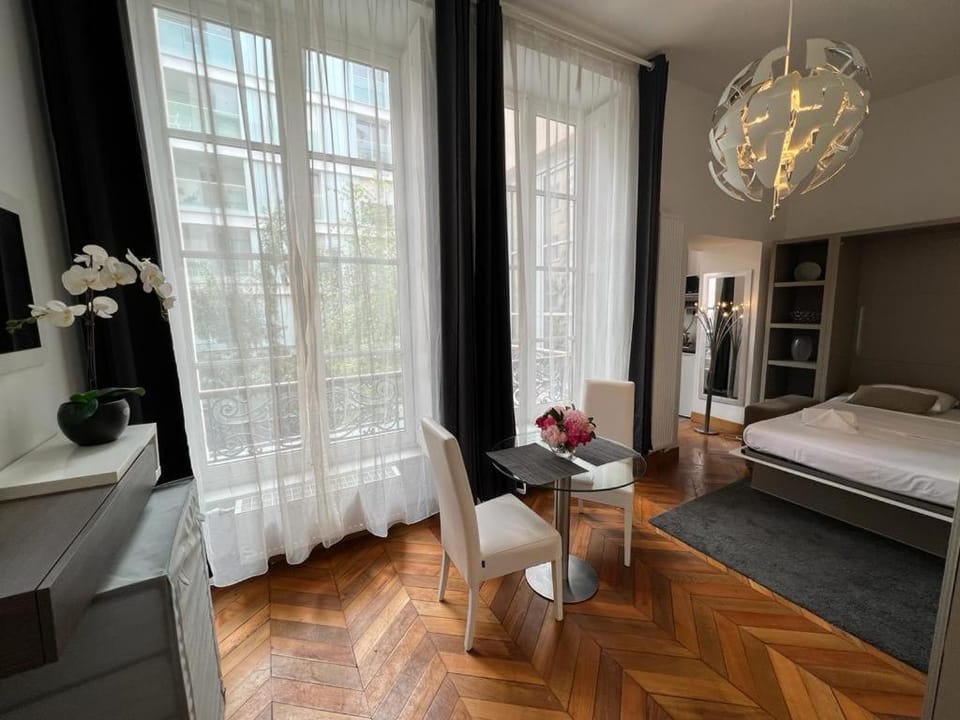 Le Lumineux - Le chic en hypercentre - Bellecour Apartment in Lyon