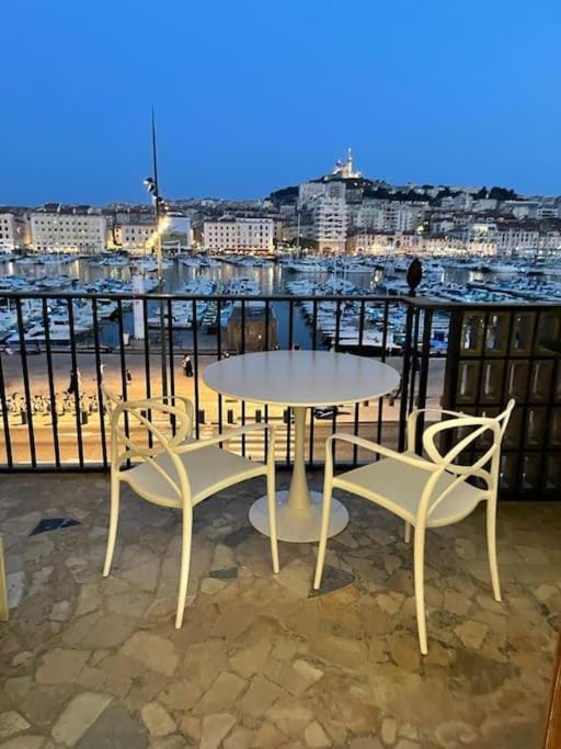LUXE SUR LE PORT Apartment in Marseille