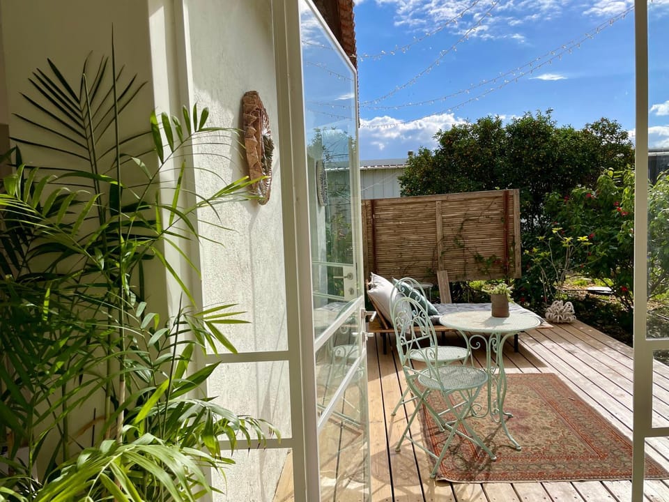 View (from property/room), Balcony/Terrace