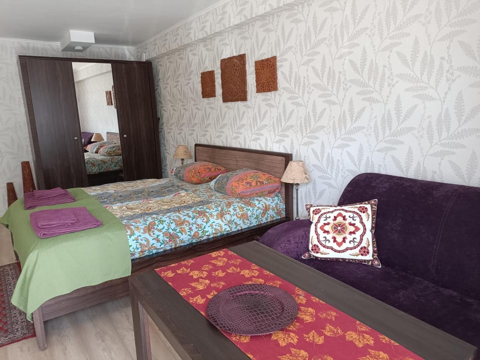 Seating area, Bedroom