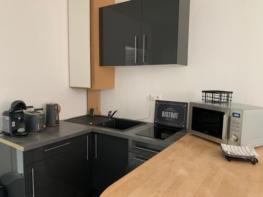 Coffee/tea facilities, Kitchen or kitchenette, minibar, toaster