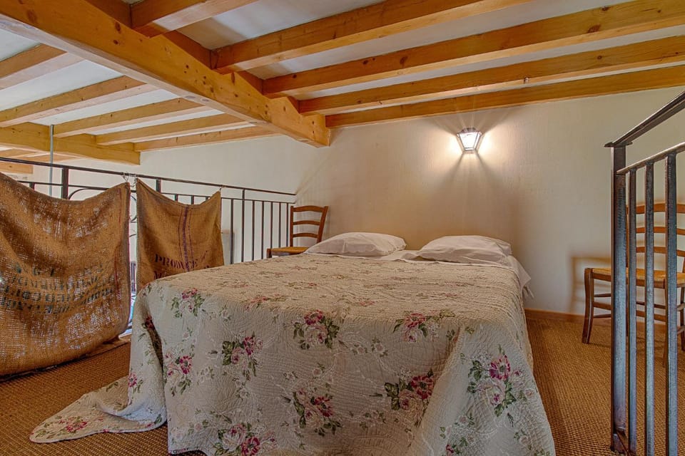Property building, Living room, Bedroom