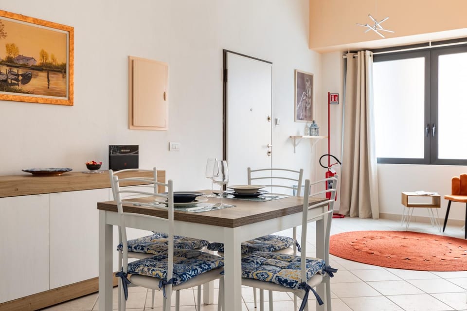 Summer, Kitchen or kitchenette, Living room, Dining area