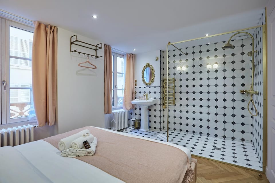 Shower, Photo of the whole room