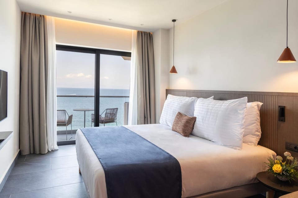 Bedroom, Sea view