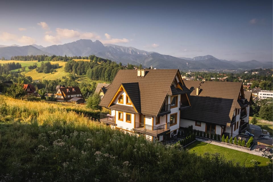Property building, Natural landscape, Mountain view