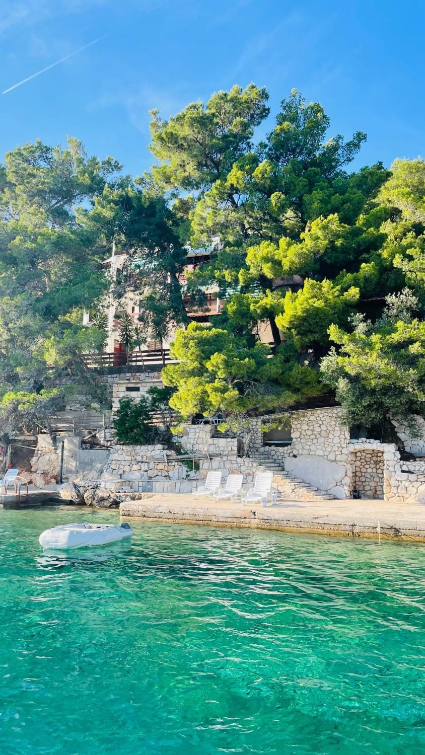 Property building, Beach