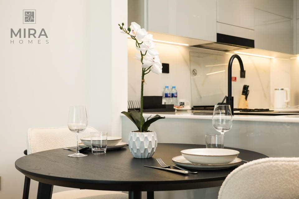 Kitchen or kitchenette, Dining area, minibar