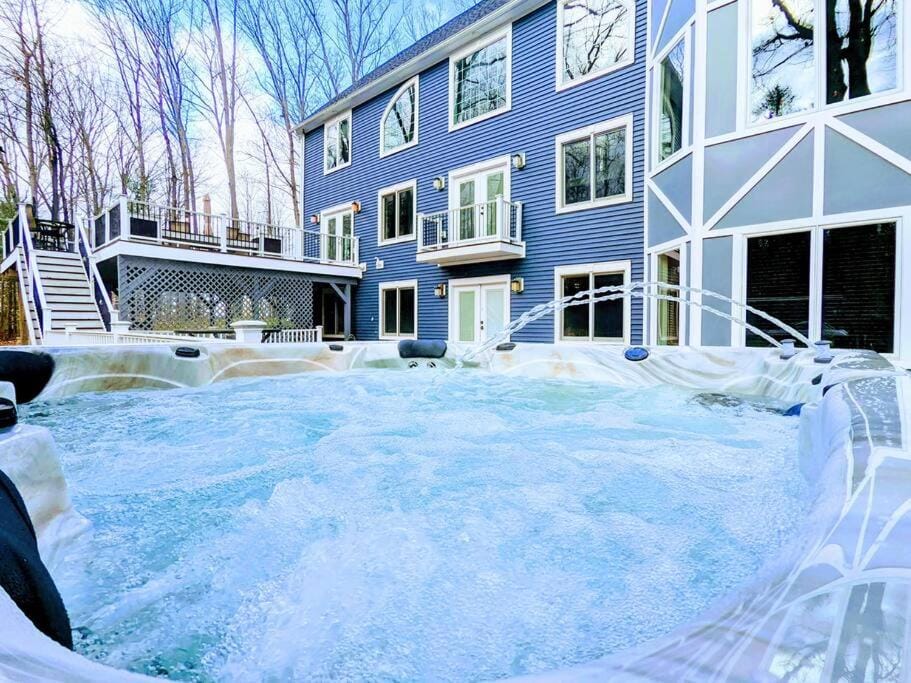 Hot Tub