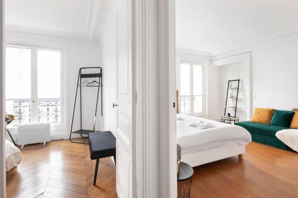 Sweet Luxury Home Arc the Triomphe near Champs Elysées and Palais des Congrès 8 ppl Apartment in Paris