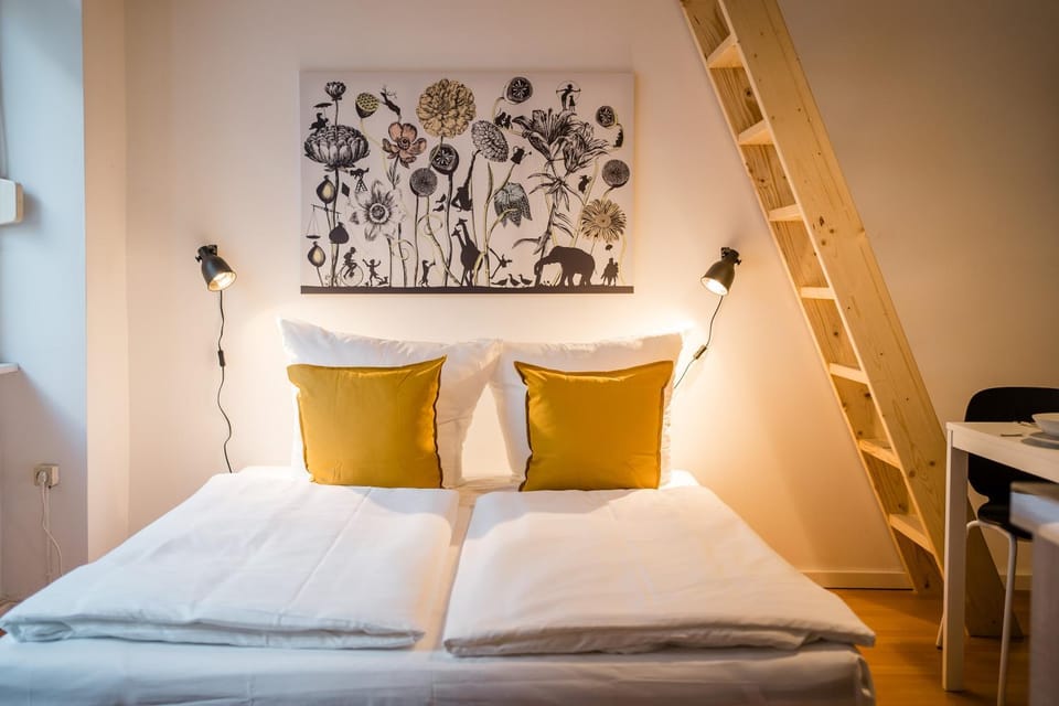 Cosy Box for 4 at Boxhagener Platz Apartment in Berlin