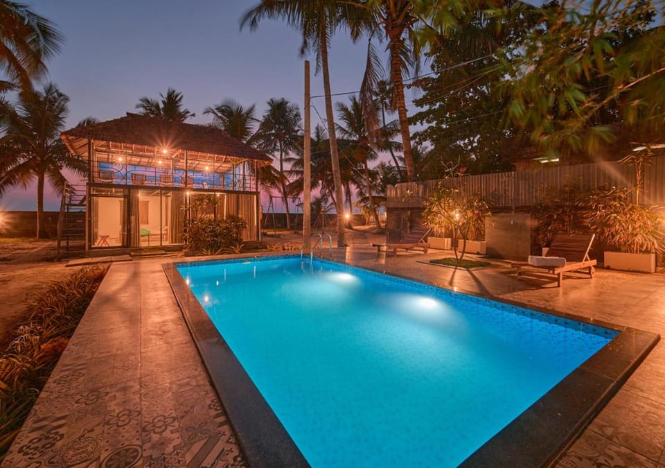 Night, Garden, Garden view, Pool view, Swimming pool