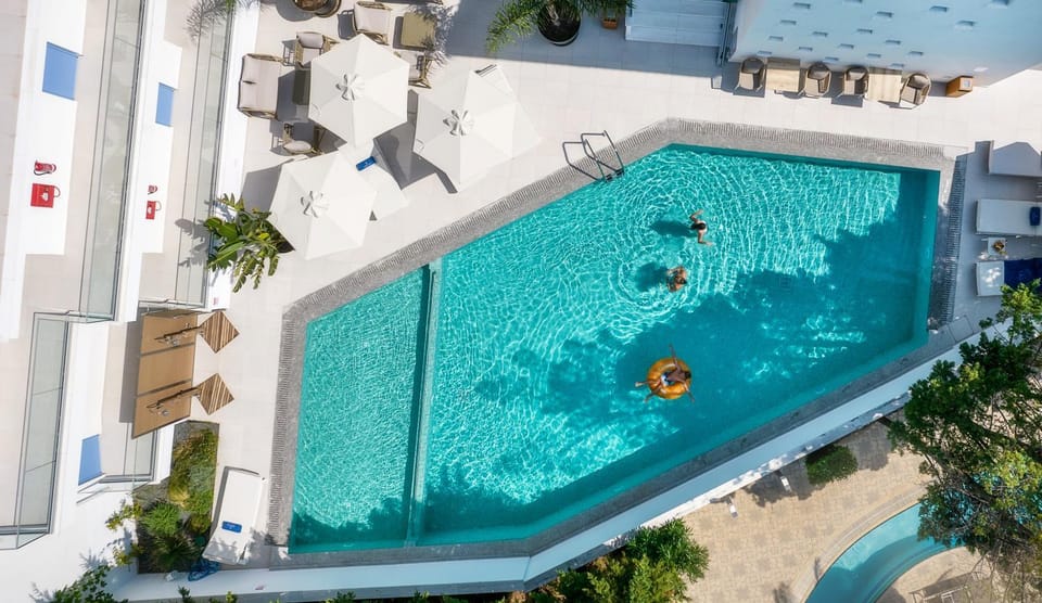 Bird's eye view, Swimming pool, Swimming pool