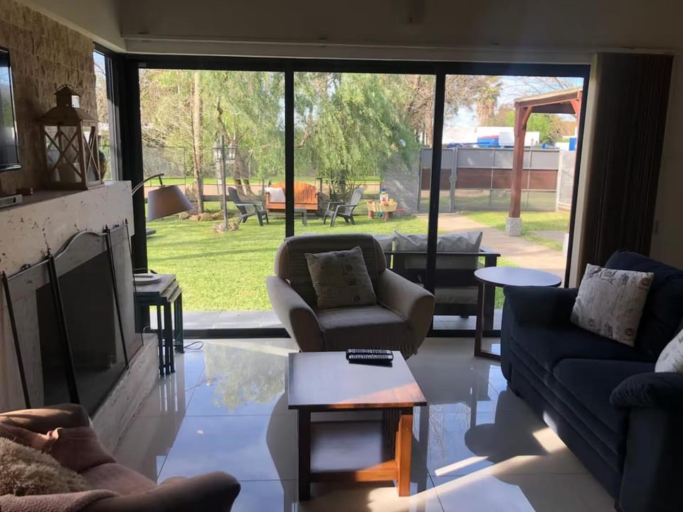 La Esquina - hermosa casa en Termas del Daymán con Piscina House in Entre Ríos Province, Argentina