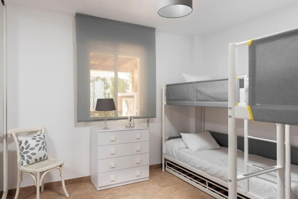 Nice 3 Bedroom Apartment, next to the beach, with pool Apartment in Marbella